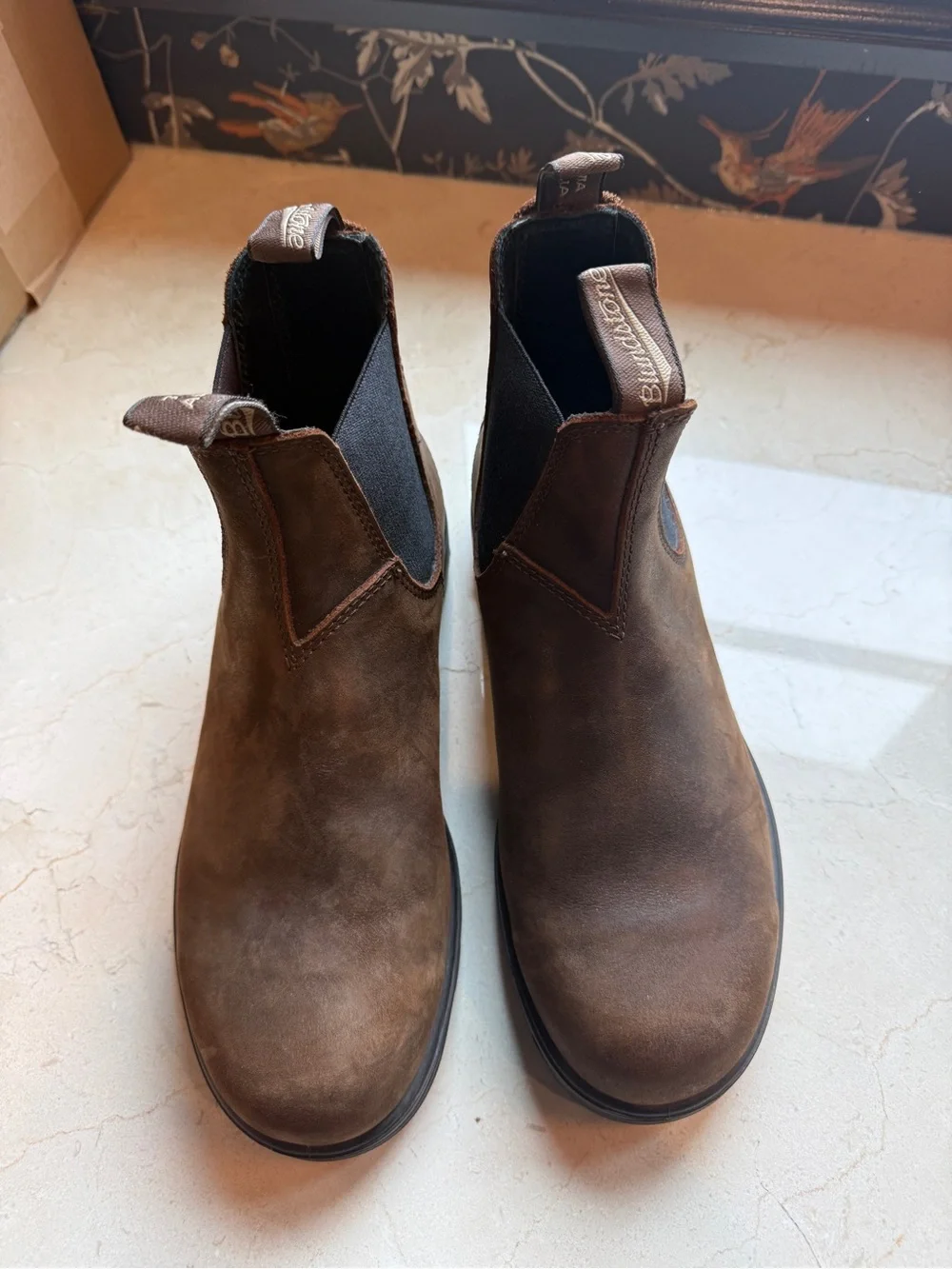 Blundstone Men's Chelsea Boots in Antique Brown with Black Elastic